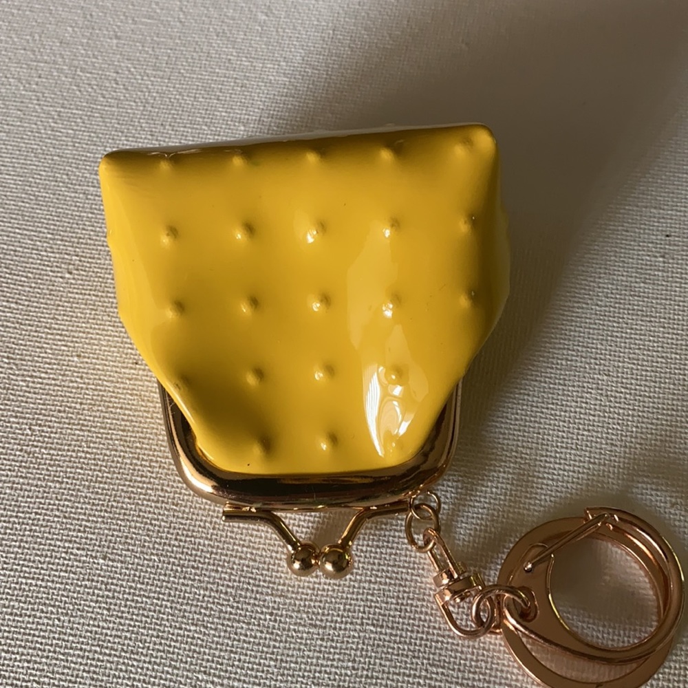Assorted keychains - Picture 9 of 9